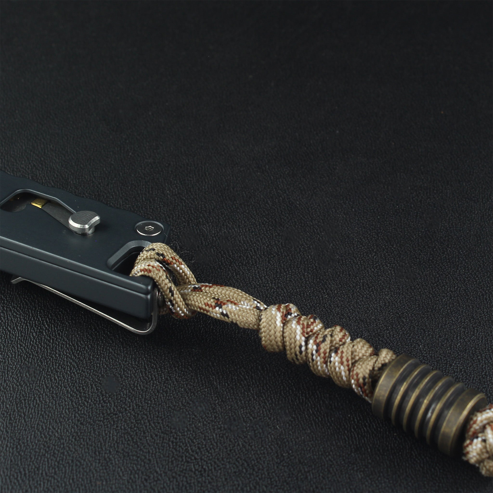 Paracord Lanyard with B3 Bead Brass - Focusworks EDC
