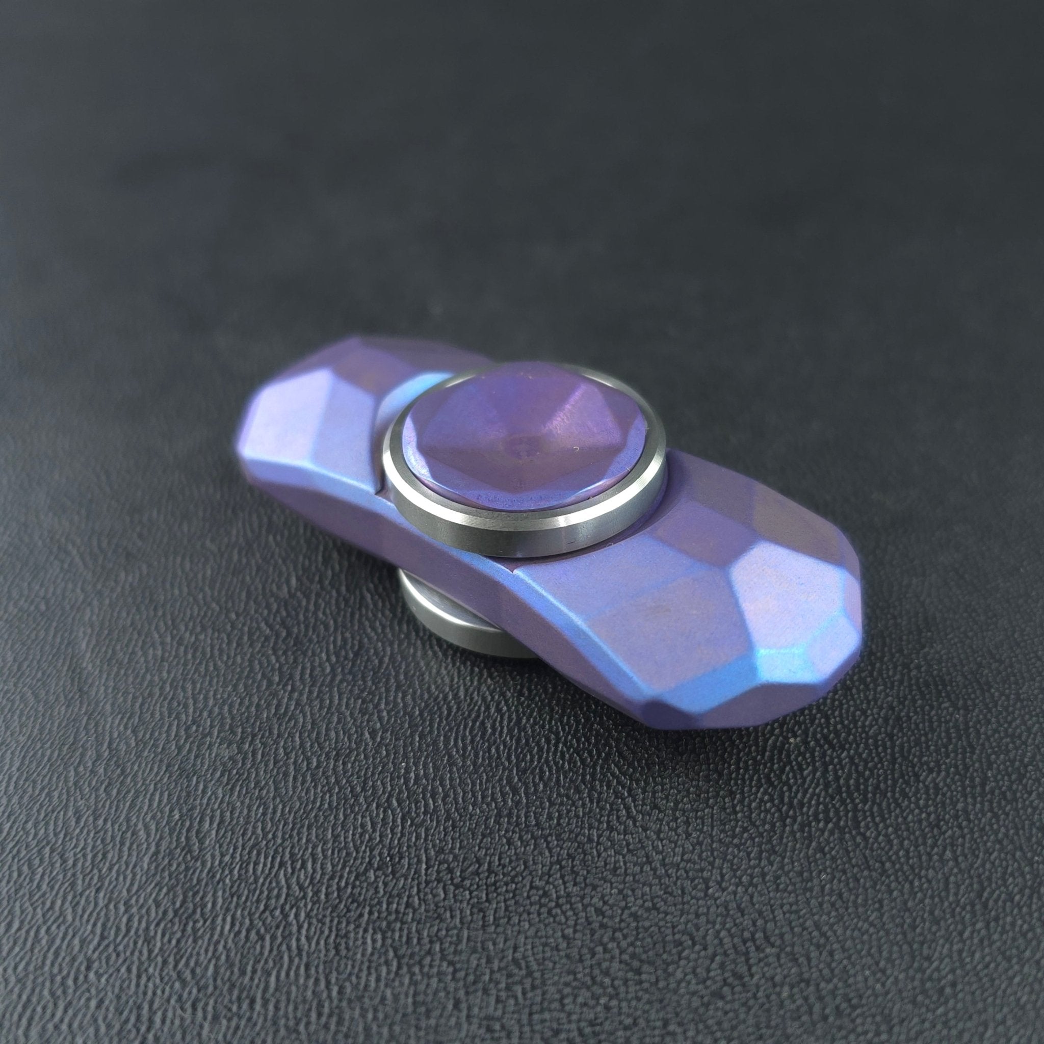 The THING fidget spinner Titanium - Focusworks EDC