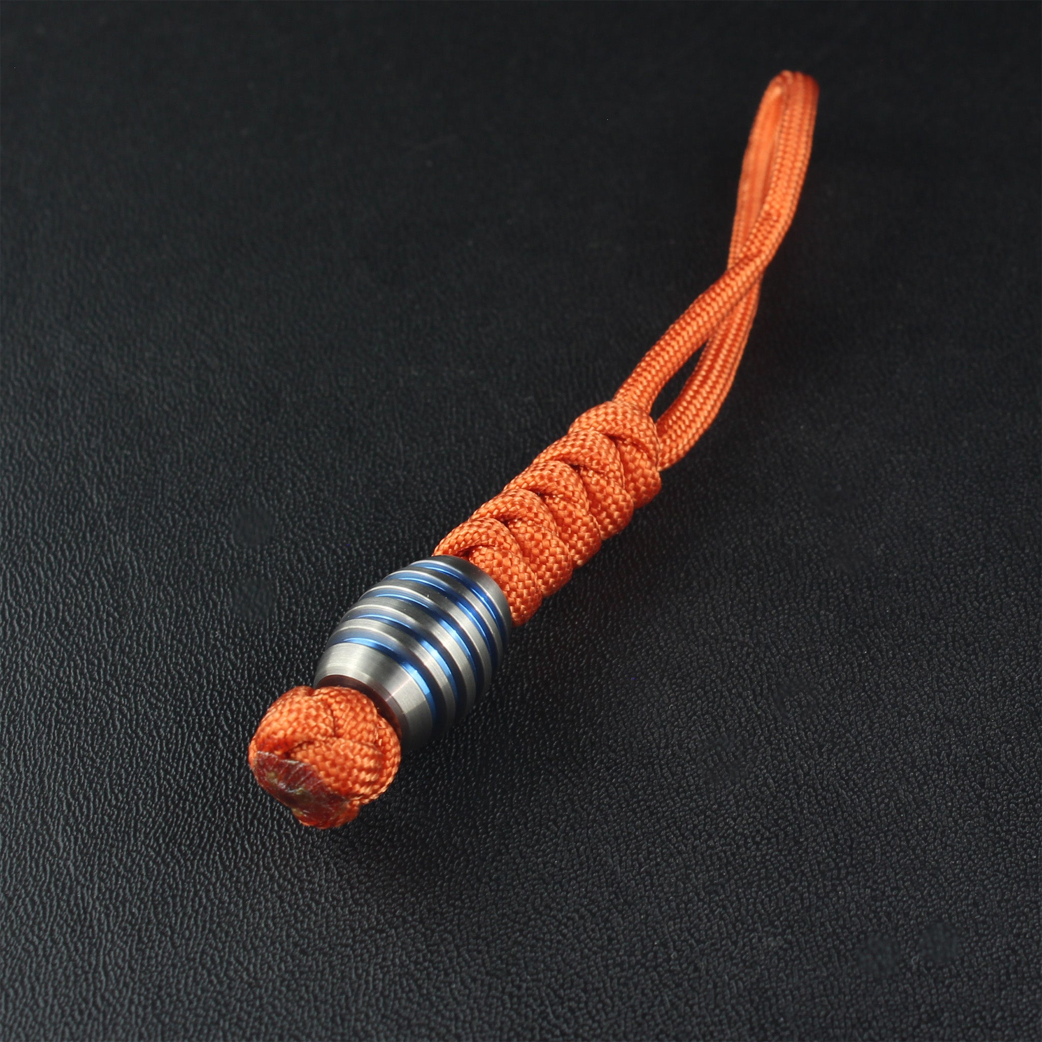 Paracord Lanyard with B7 Bead Titanium - Focusworks EDC