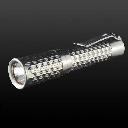 F2R Dragonskin Flashlight Titanium