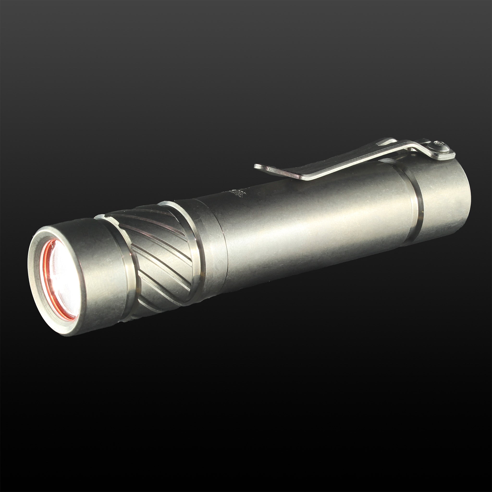 F4 Flashlight Titanium