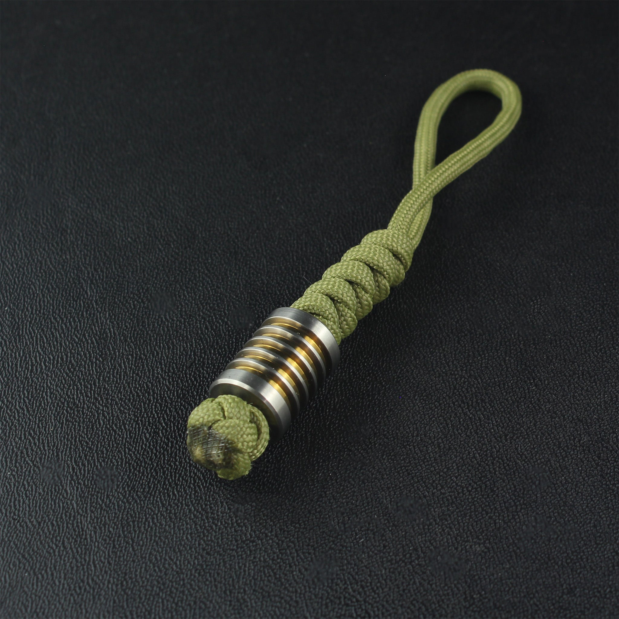 Paracord Lanyard with B3 Bead Titanium - Focusworks EDC
