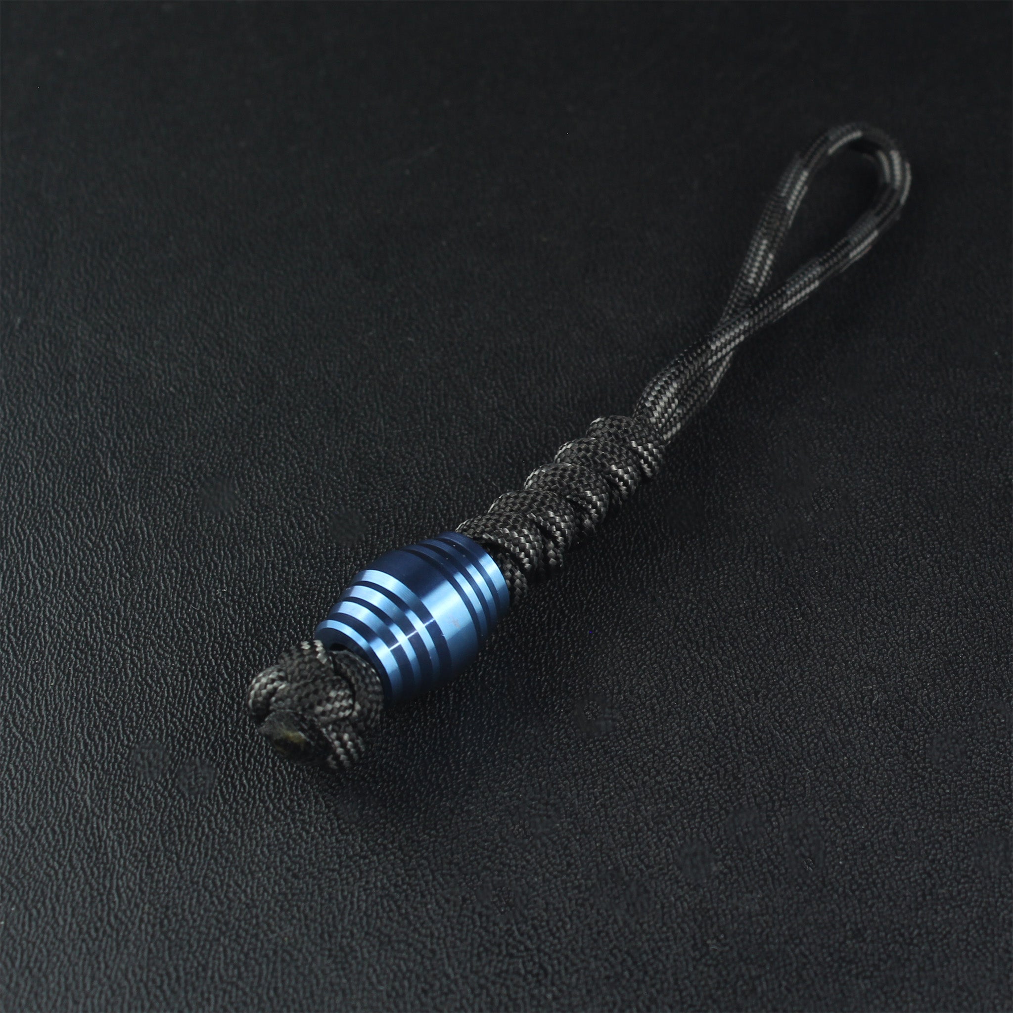 Paracord Lanyard with B6 Bead Titanium - Focusworks EDC