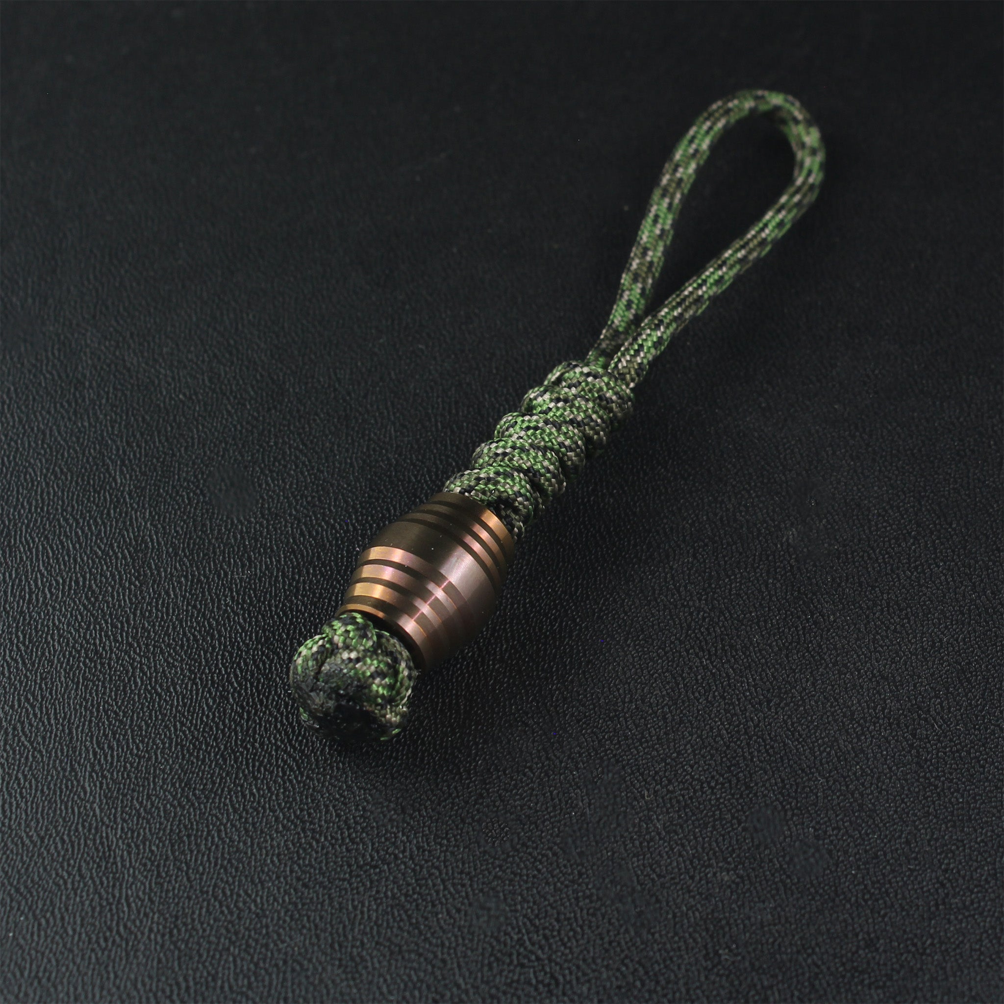 Paracord Lanyard with B6 Bead Titanium - Focusworks EDC