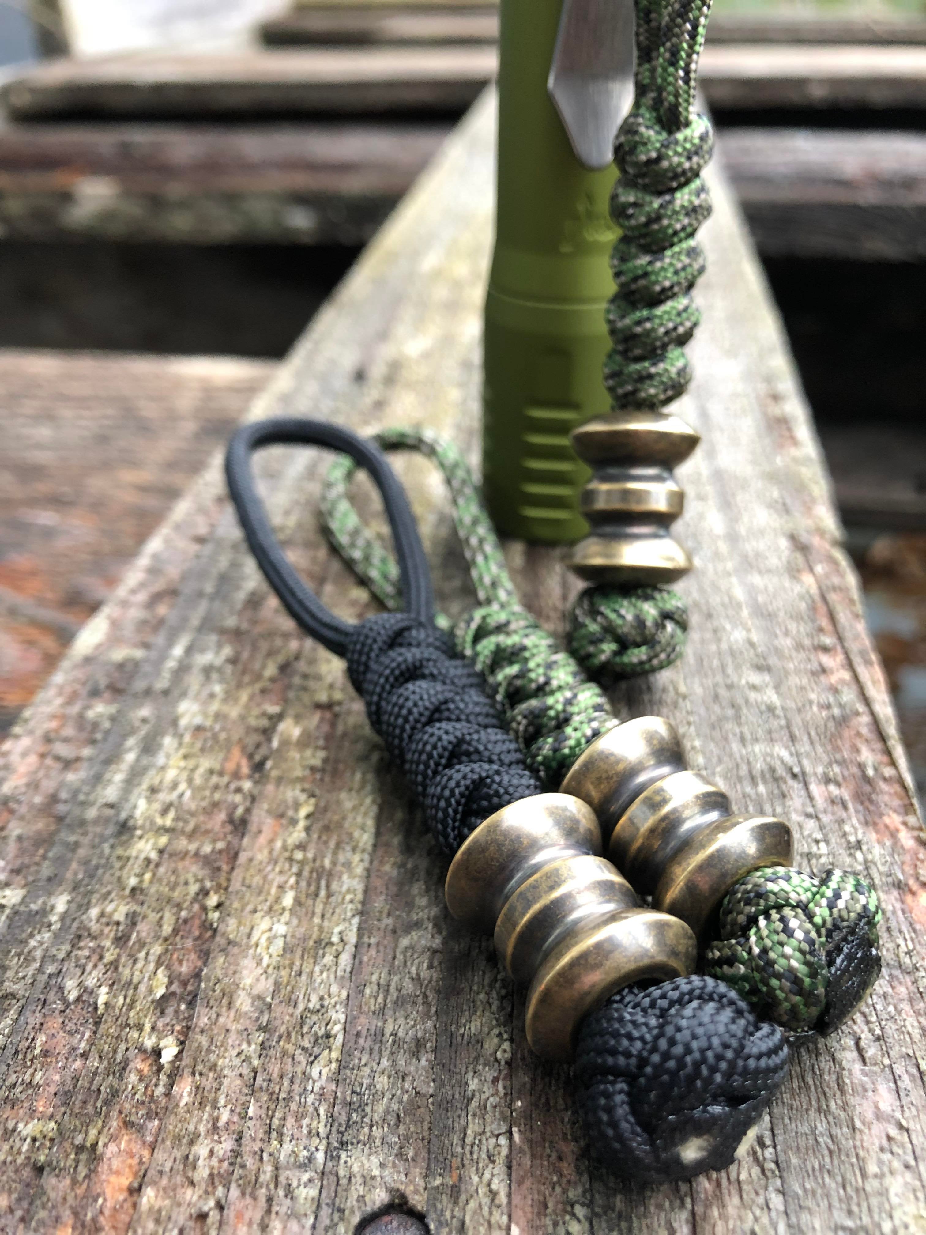 Paracord Lanyard with Bowtie Bead