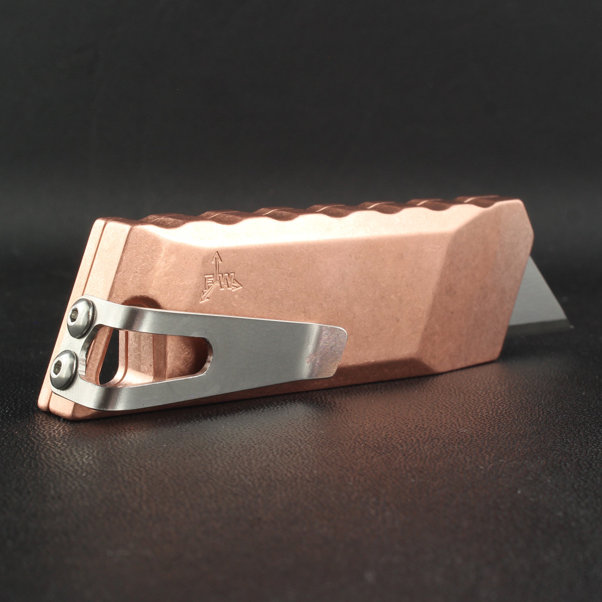 Deep carry pocket clip for Bob the Boxcutter