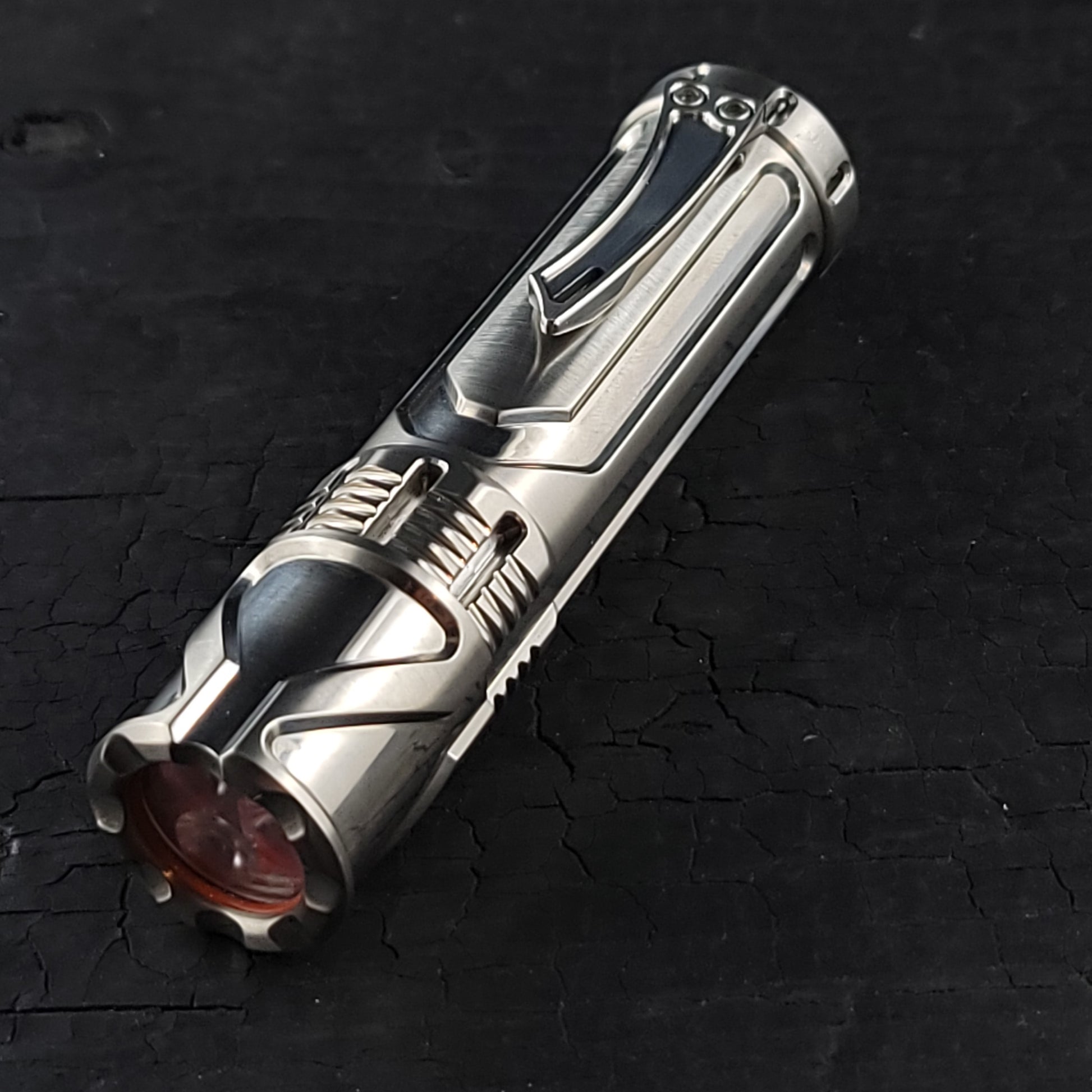 Cylon - Titanium