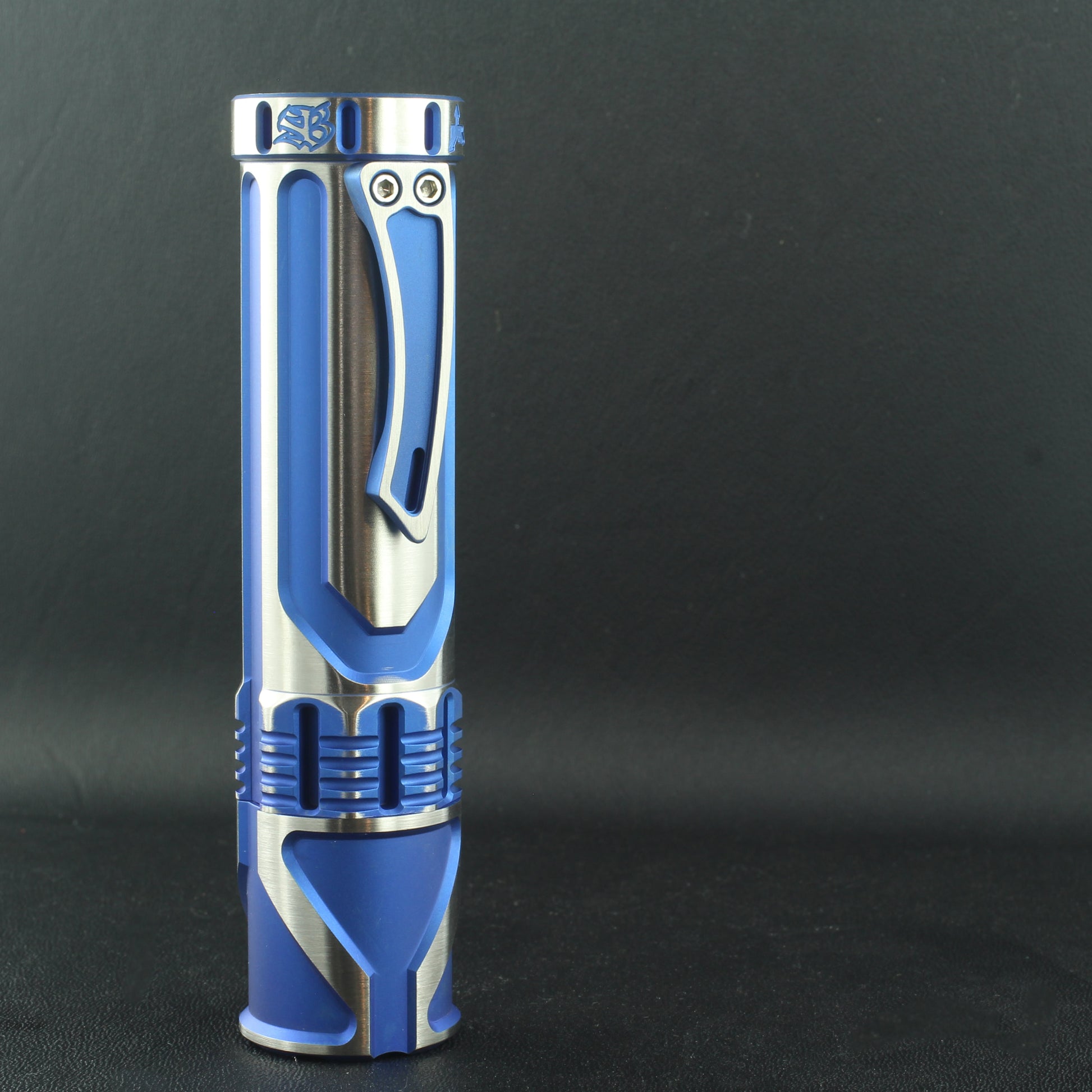 Cylon - Titanium