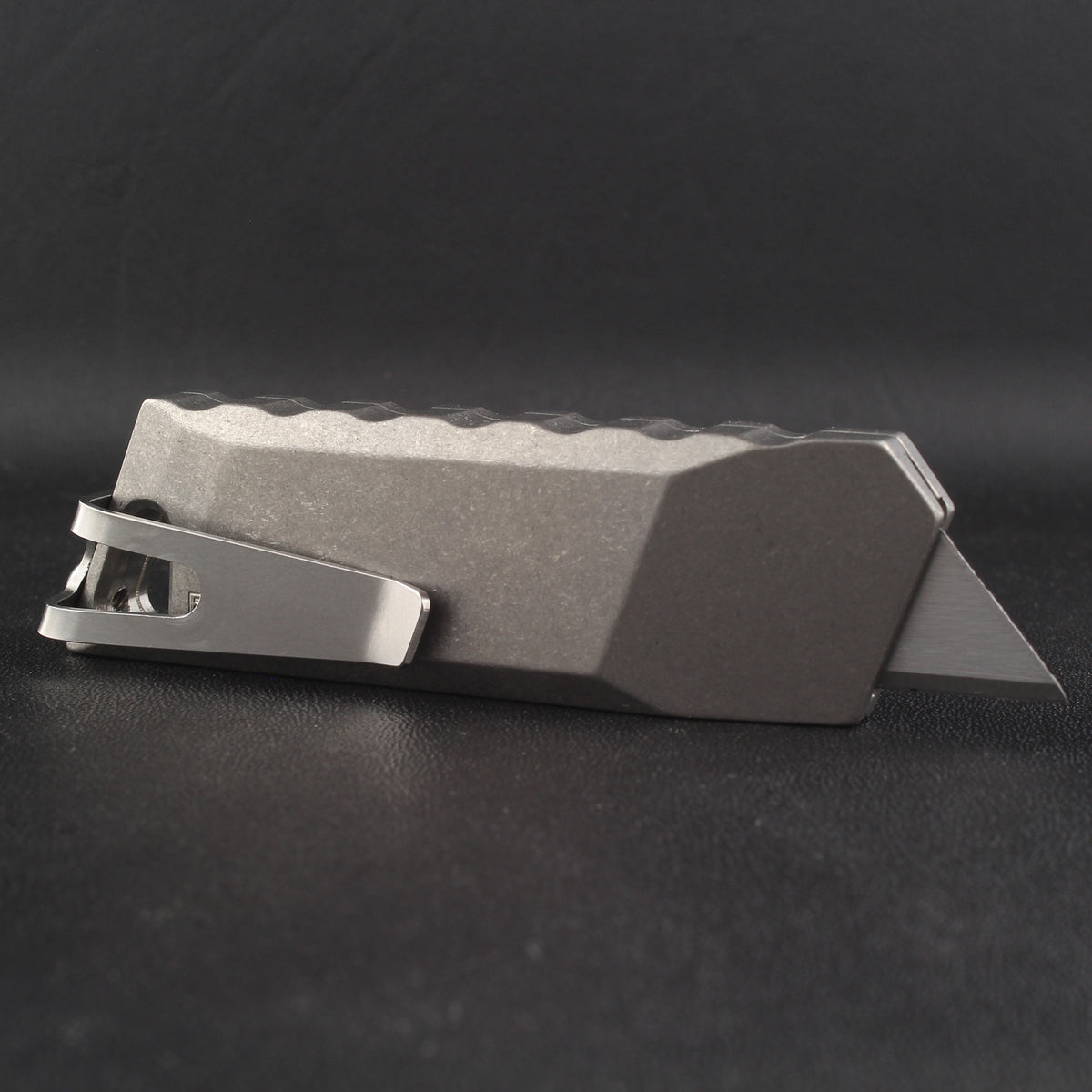 Bob the Boxcutter Titanium – Focusworks EDC